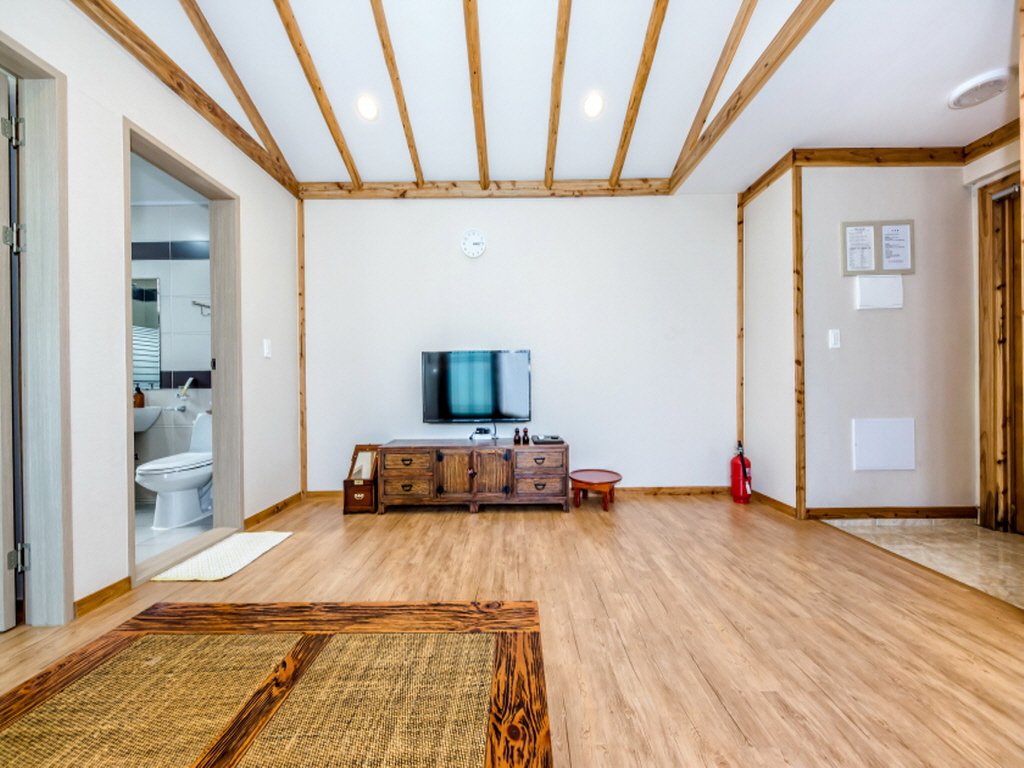 15평 사랑채양실